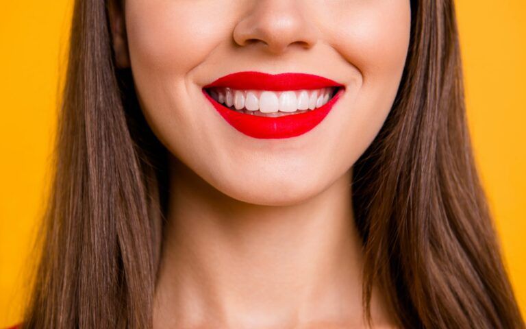 Woman with contoured gums